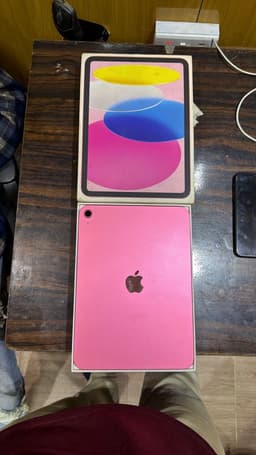iPads 11 Gen. open box